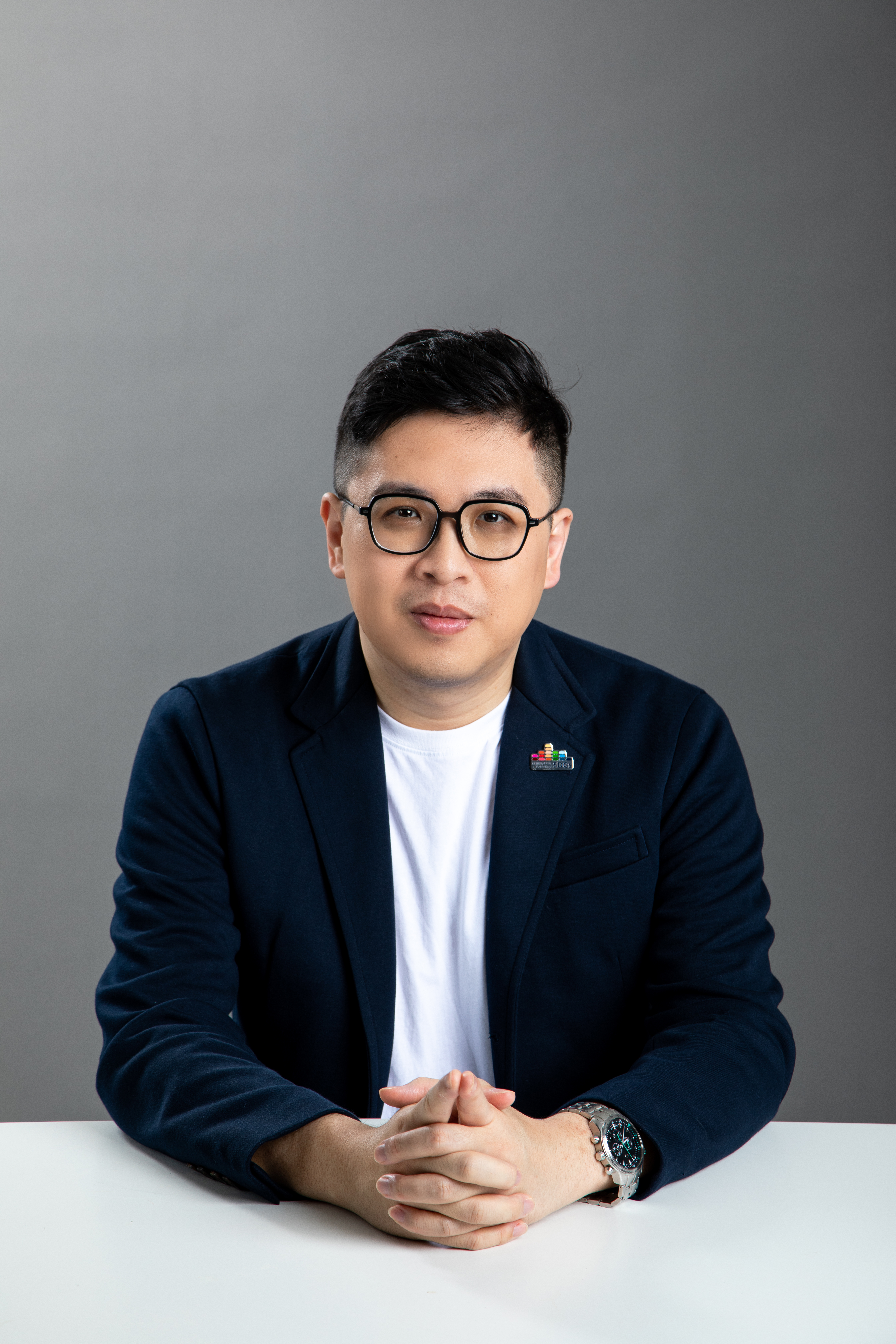 邱煜庭（小黑老師）